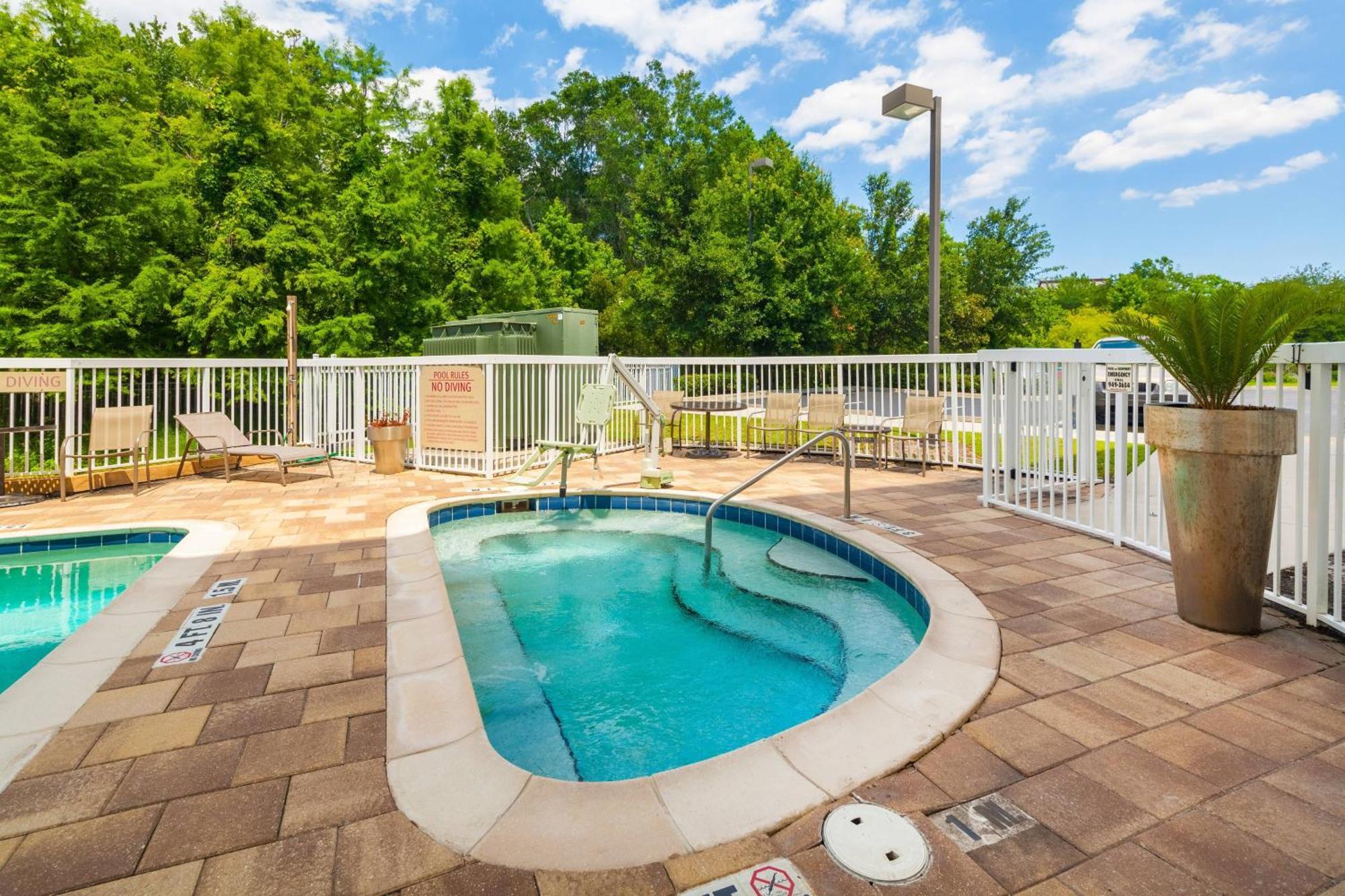 Towneplace Suites Jacksonville Butler Boulevard Exterior photo