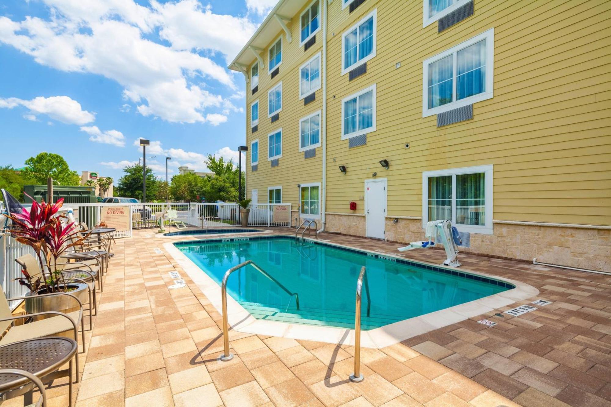 Towneplace Suites Jacksonville Butler Boulevard Exterior photo